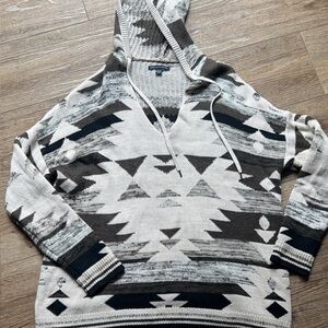 Geometric Patterned Hooded Knit Sweater